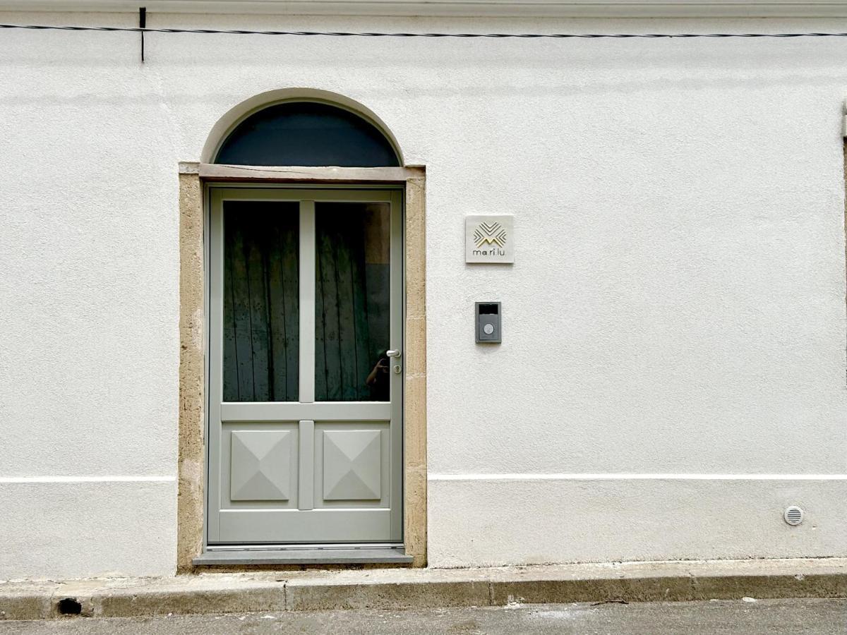 Palazzo Ma.Ri.Lu. Hotel Cabras Exterior photo